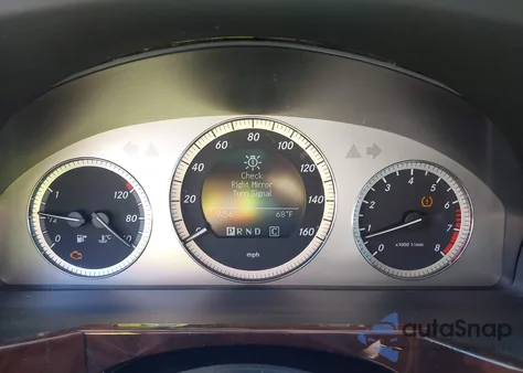 2010 Mercedes-Benz Glk 350 4Matic z USA, uszkodzony, nr VIN WDCGG8HB7AF488998